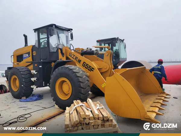 Panama - 1 Unit SEM 655F Wheel Loader
