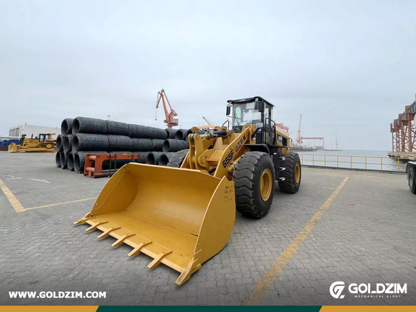 Panama - 1 Unit SEM 655F Wheel Loader