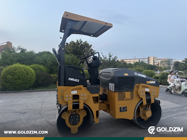 Algeria - 1 Unit XCMG XMR403 Road Roller