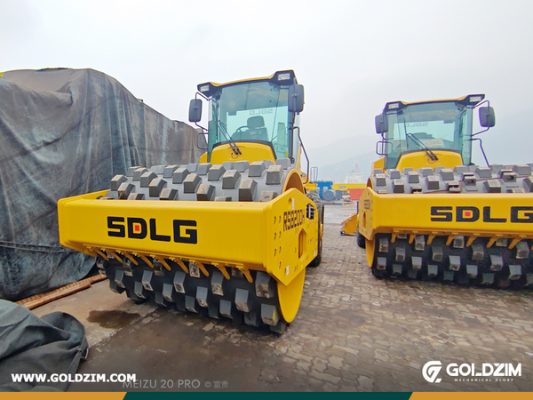 Burkina Faso - 2 Units SDLG RS8200H Road Roller