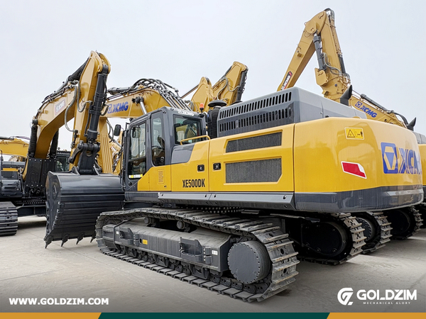 Antigua And Barbuda Client Visited XCMG Factory